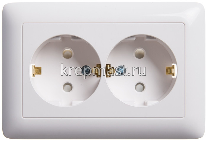 Розетка РС 16-231-б СП белая с/з 2-ая со шторками